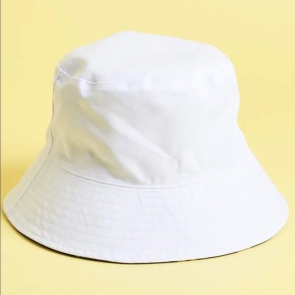 Alice + Olivia Reversible Printed Bucket Hat - Picture 5 of 16